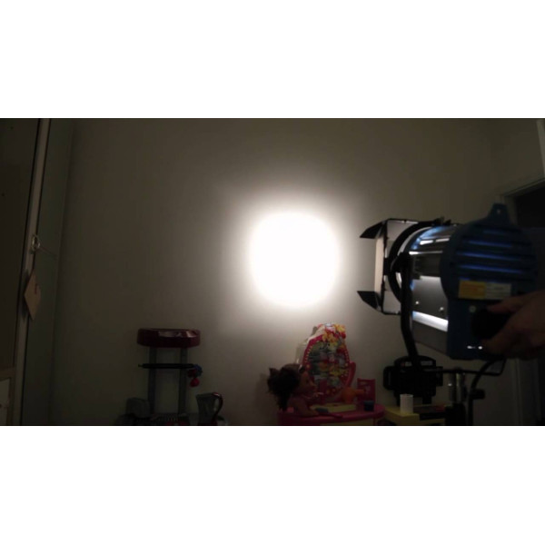 Осветительный прибор ARRI Junior Plus 1000W